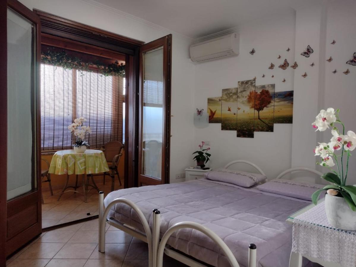 Affittacamere Acquamarina Oristano Bagian luar foto