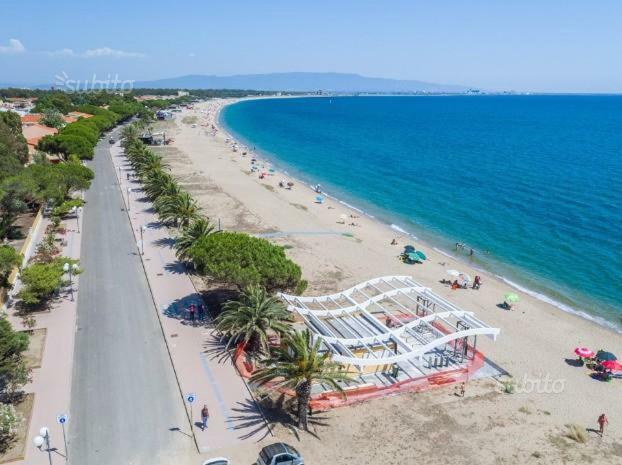Affittacamere Acquamarina Oristano Bagian luar foto